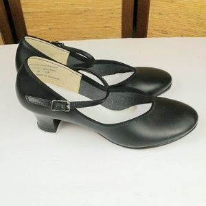 Danshuz tap shoes heels black